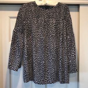 Michael Kors black/white rayon/poly blend shirt